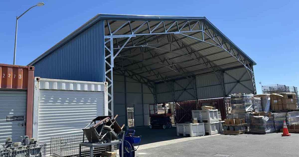 Featured wide span metal building
